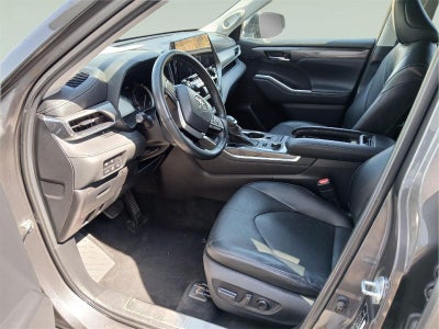 2022 Toyota HIGHLANDER Platinum