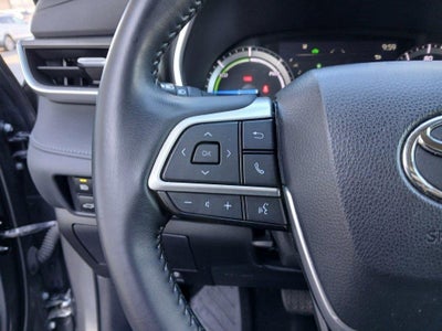 2022 Toyota Highlander Hybrid XLE
