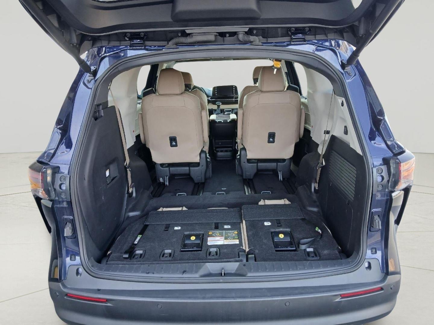 2023 Toyota SIENNA XLE AWD XLE 7-Passenger