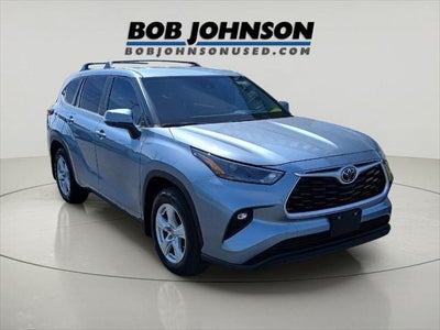 2023 Toyota Highlander LE