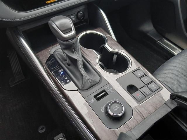 2024 Toyota HIGHLANDER Platinum