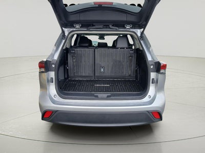 2025 Toyota Highlander XLE