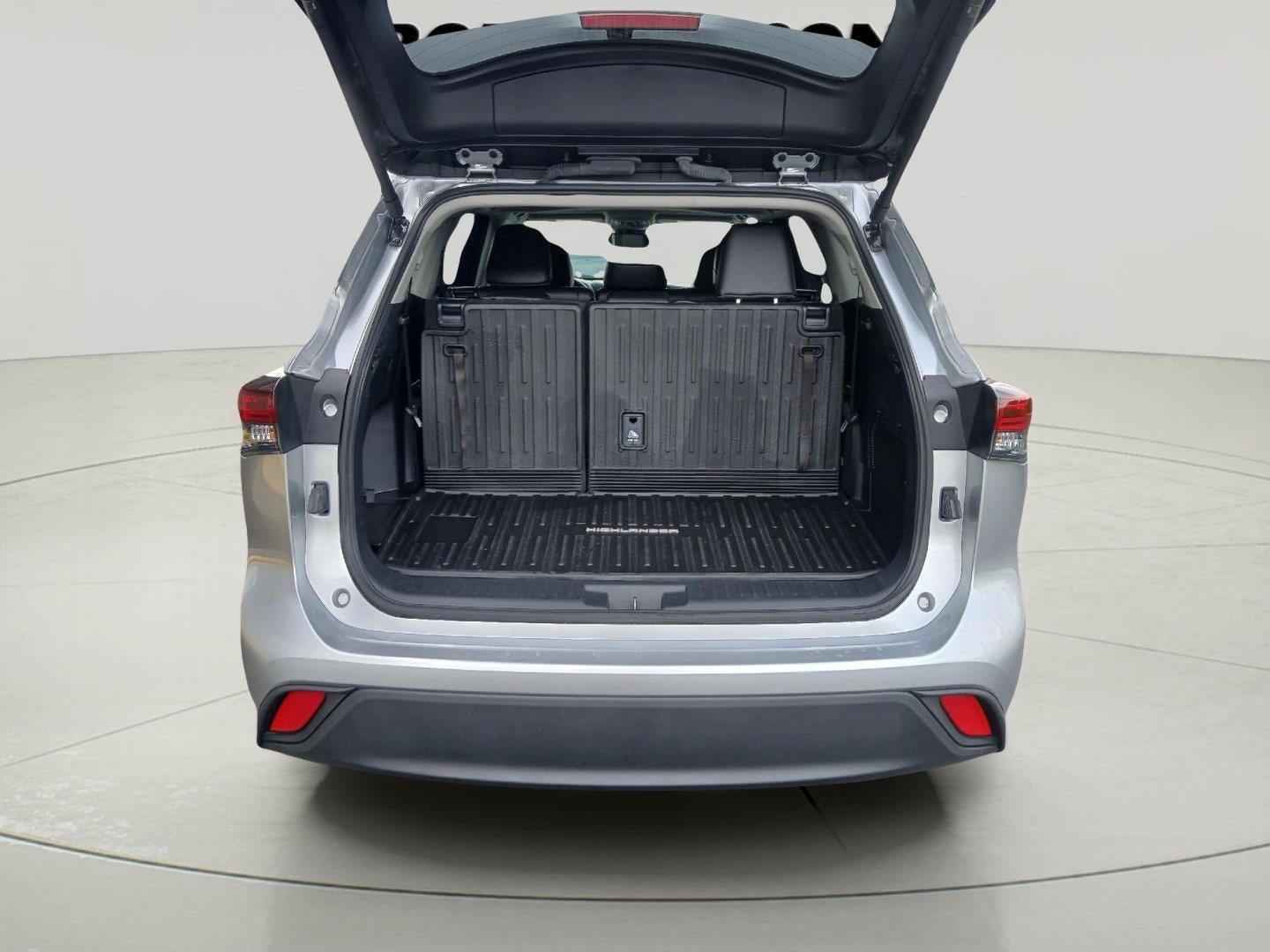 2025 Toyota Highlander XLE