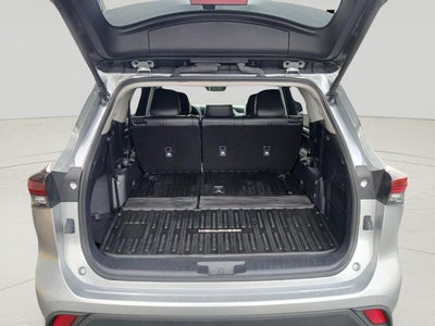 2025 Toyota Highlander XLE