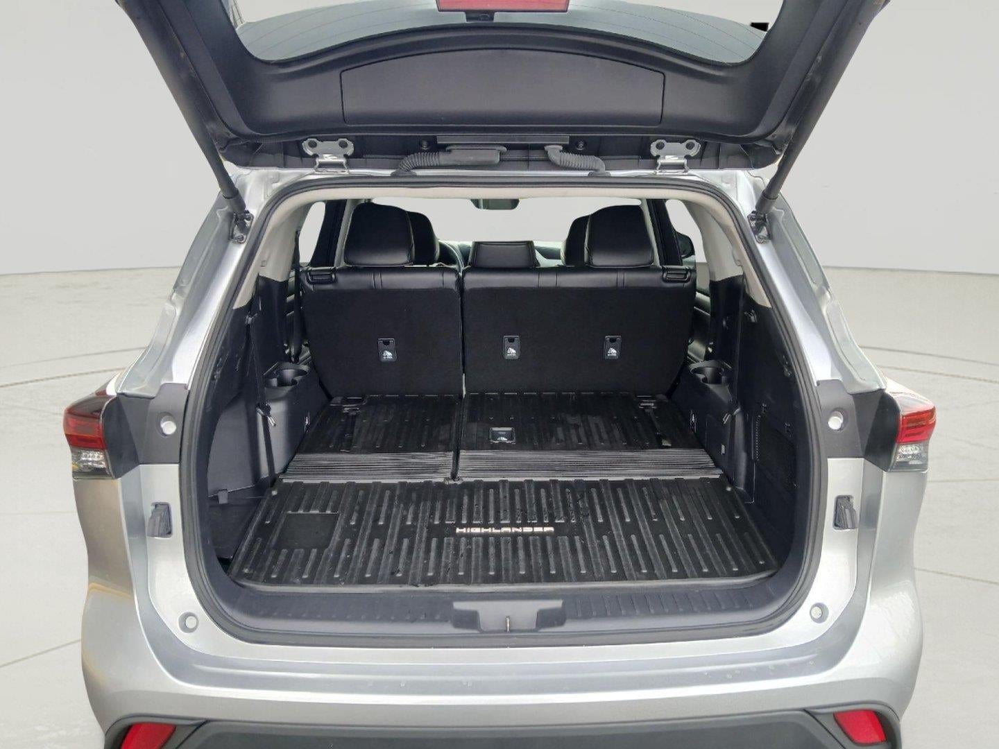 2025 Toyota Highlander XLE