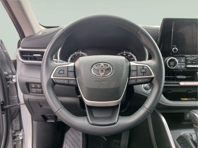 2025 Toyota Highlander XLE