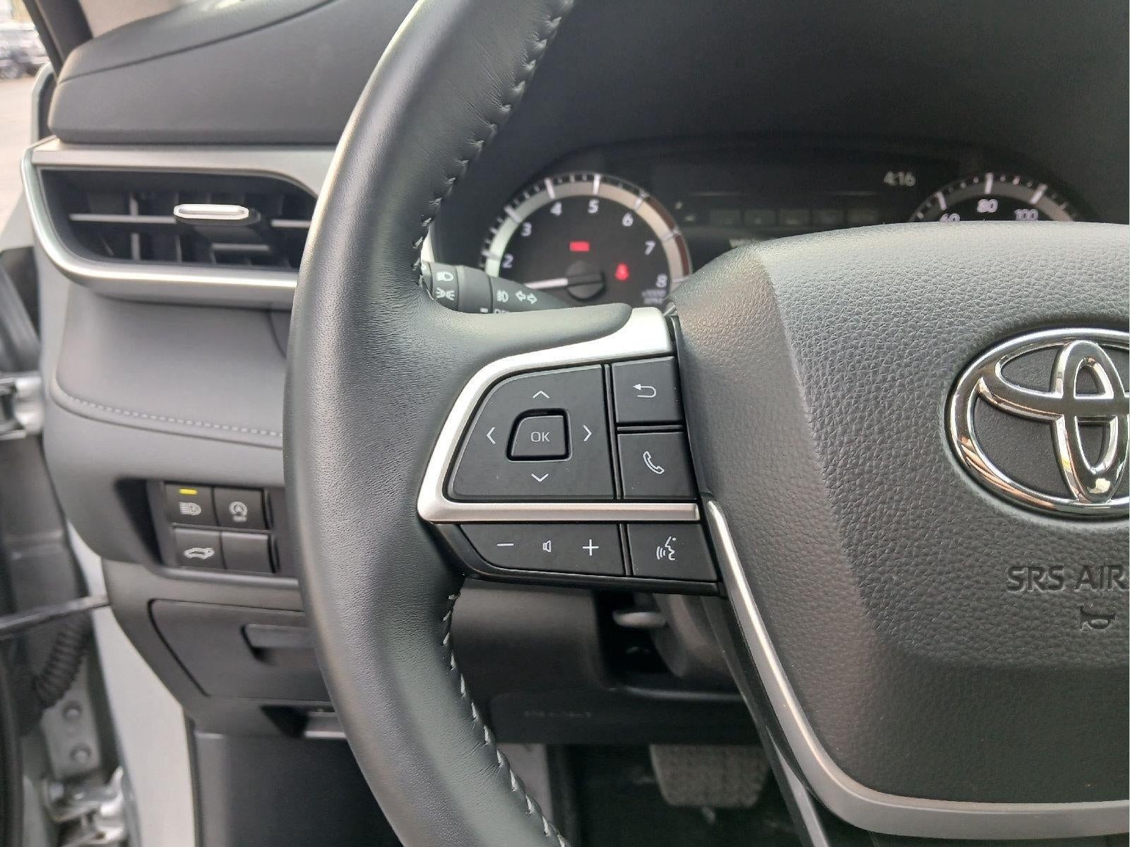 2025 Toyota Highlander XLE