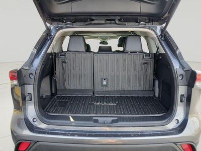 2025 Toyota Highlander XLE