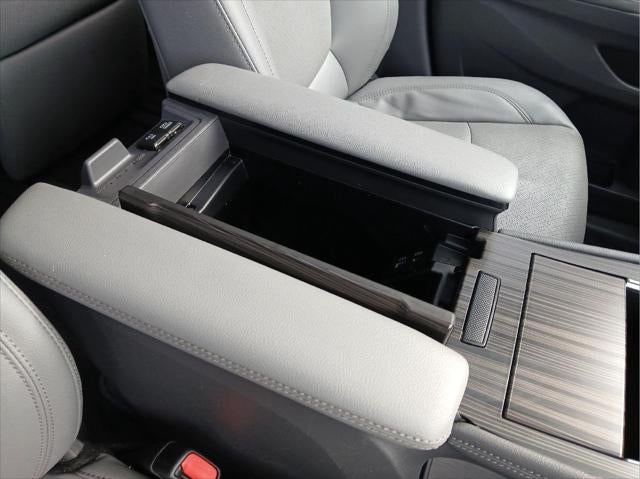 2024 Toyota Sienna Limited 7-Passenger