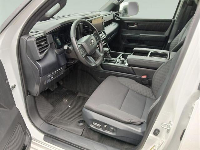 2025 Toyota TUNDRA 4X4 SR5