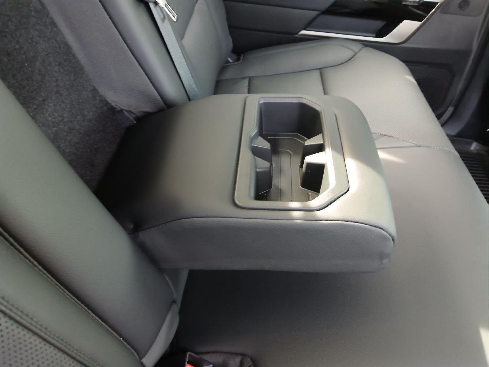 2024 Toyota Tundra i-FORCE MAX Limited HV