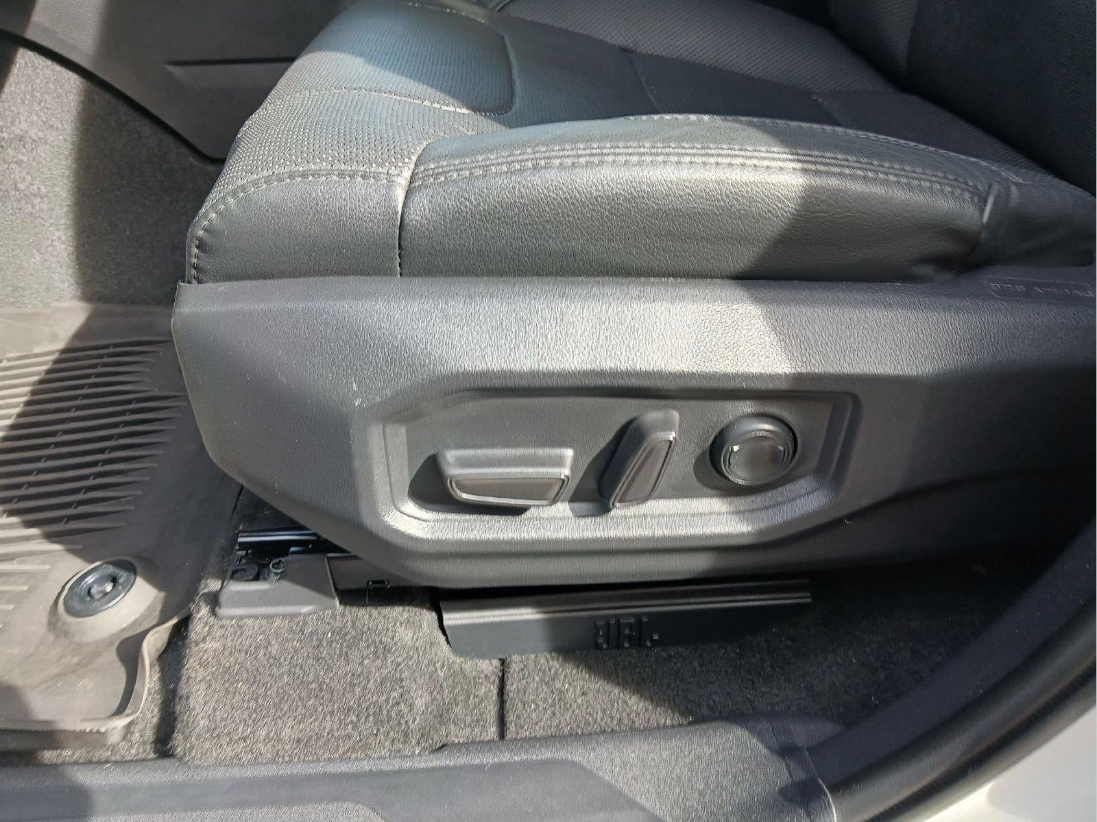 2024 Toyota Tundra i-FORCE MAX Limited HV