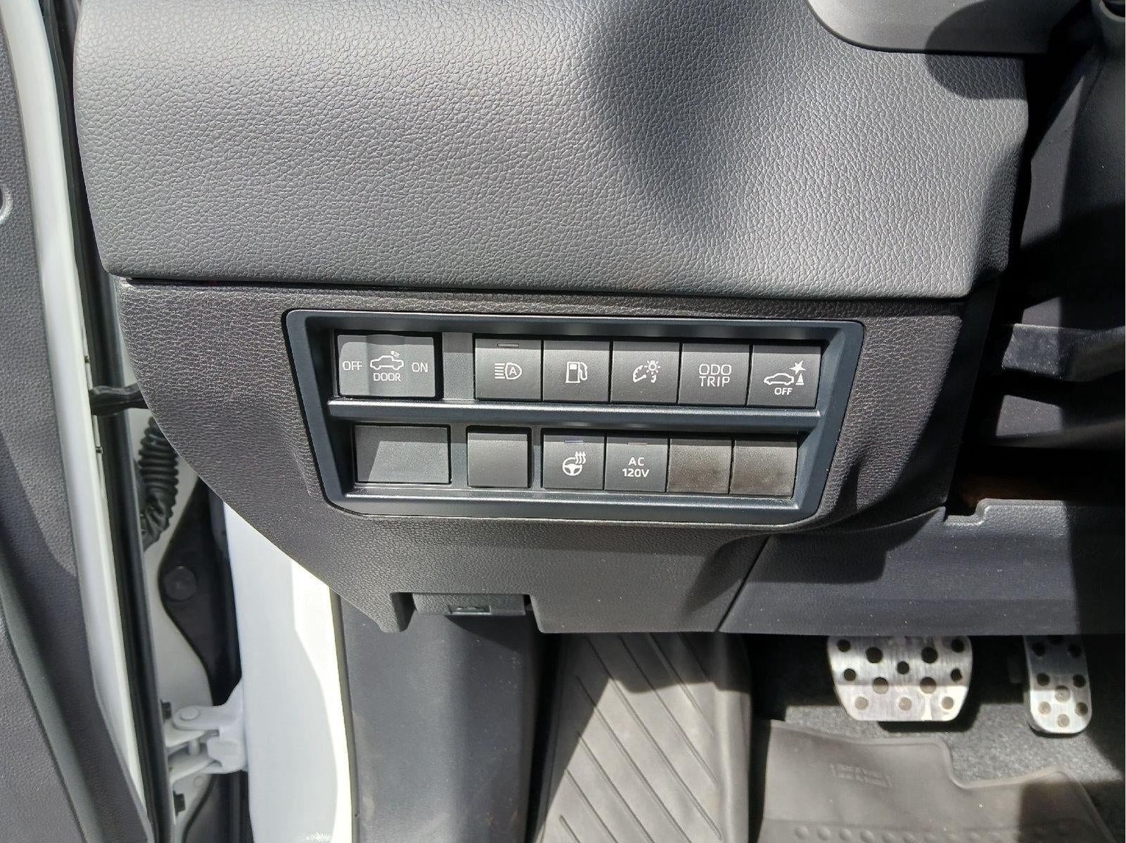 2024 Toyota Tundra i-FORCE MAX Limited HV