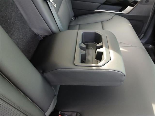 2024 Toyota Tundra i-FORCE MAX Limited HV