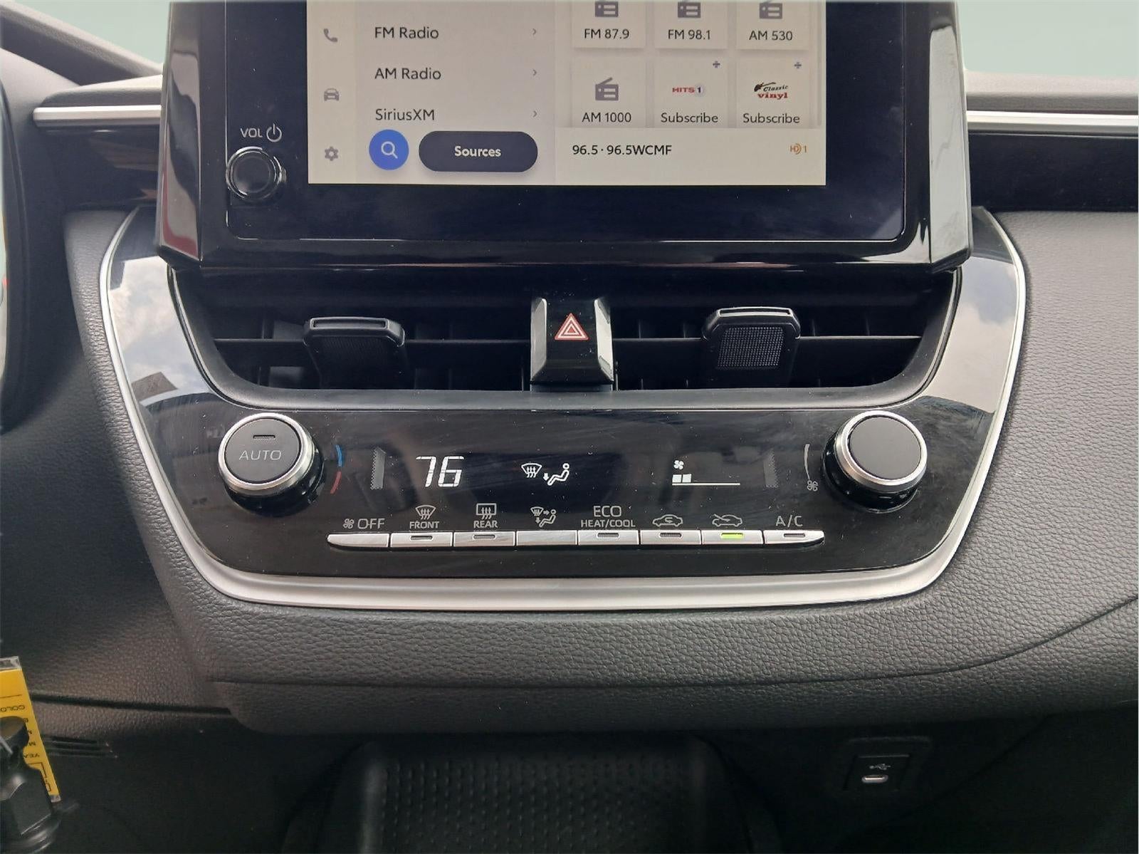 2025 Toyota COROLLA LE