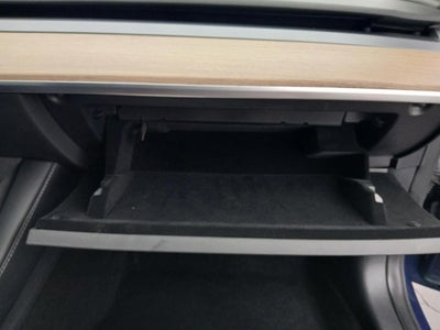 2022 Tesla Model 3 SEDAN