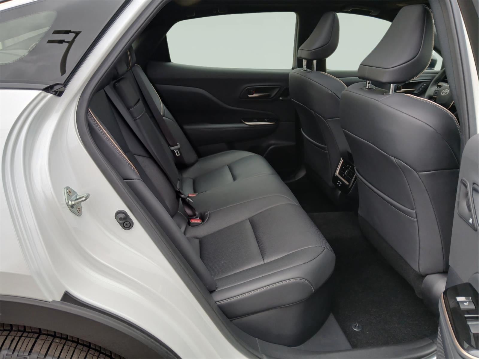 2025 Toyota CROWN PLATINUM AWD