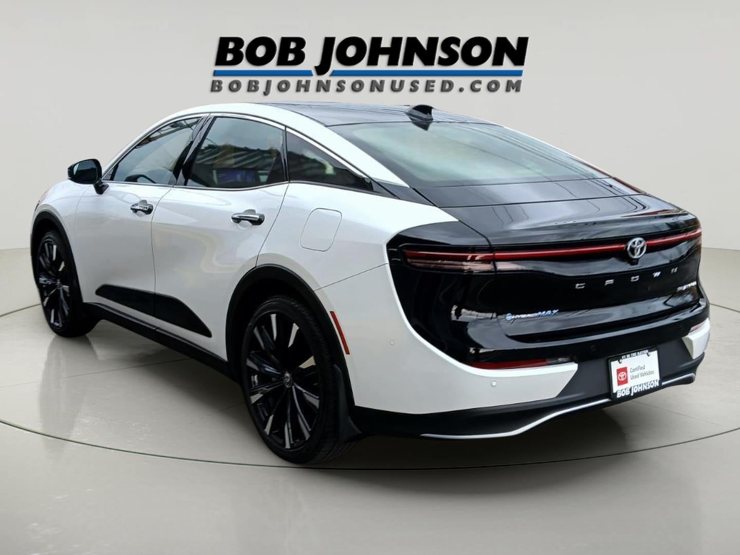 2025 Toyota CROWN PLATINUM AWD