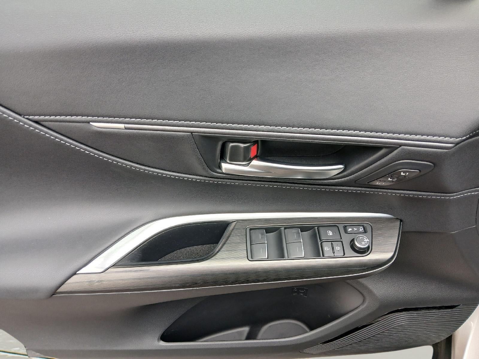 2023 Toyota Venza XLE