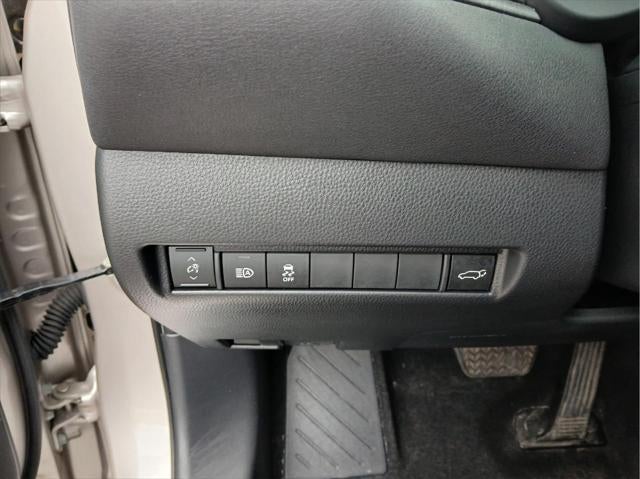 2023 Toyota Venza XLE