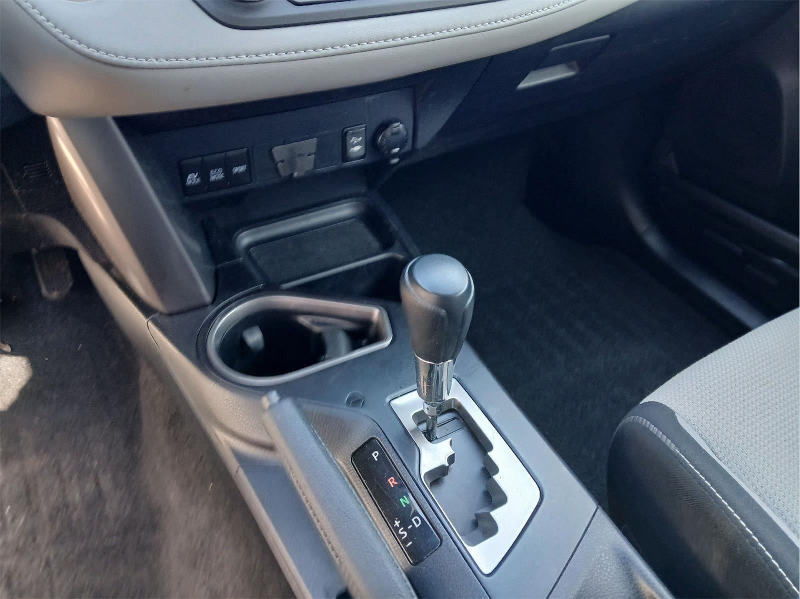 2017 Toyota RAV4 HYBRID XLE