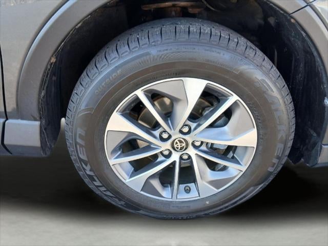 2017 Toyota RAV4 HYBRID XLE