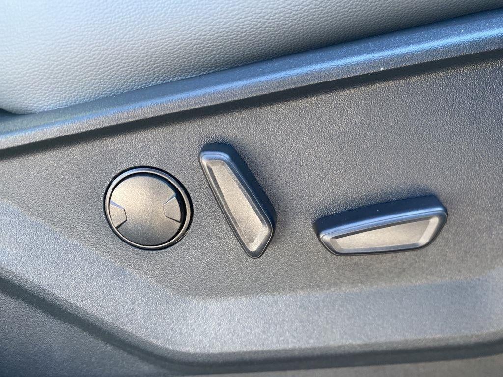 2025 Ford F-150 Lightning Flash™