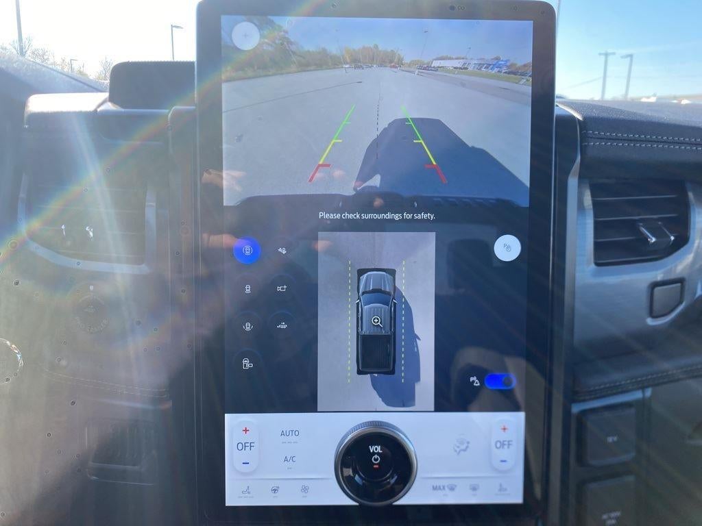 2025 Ford F-150 Lightning Flash™