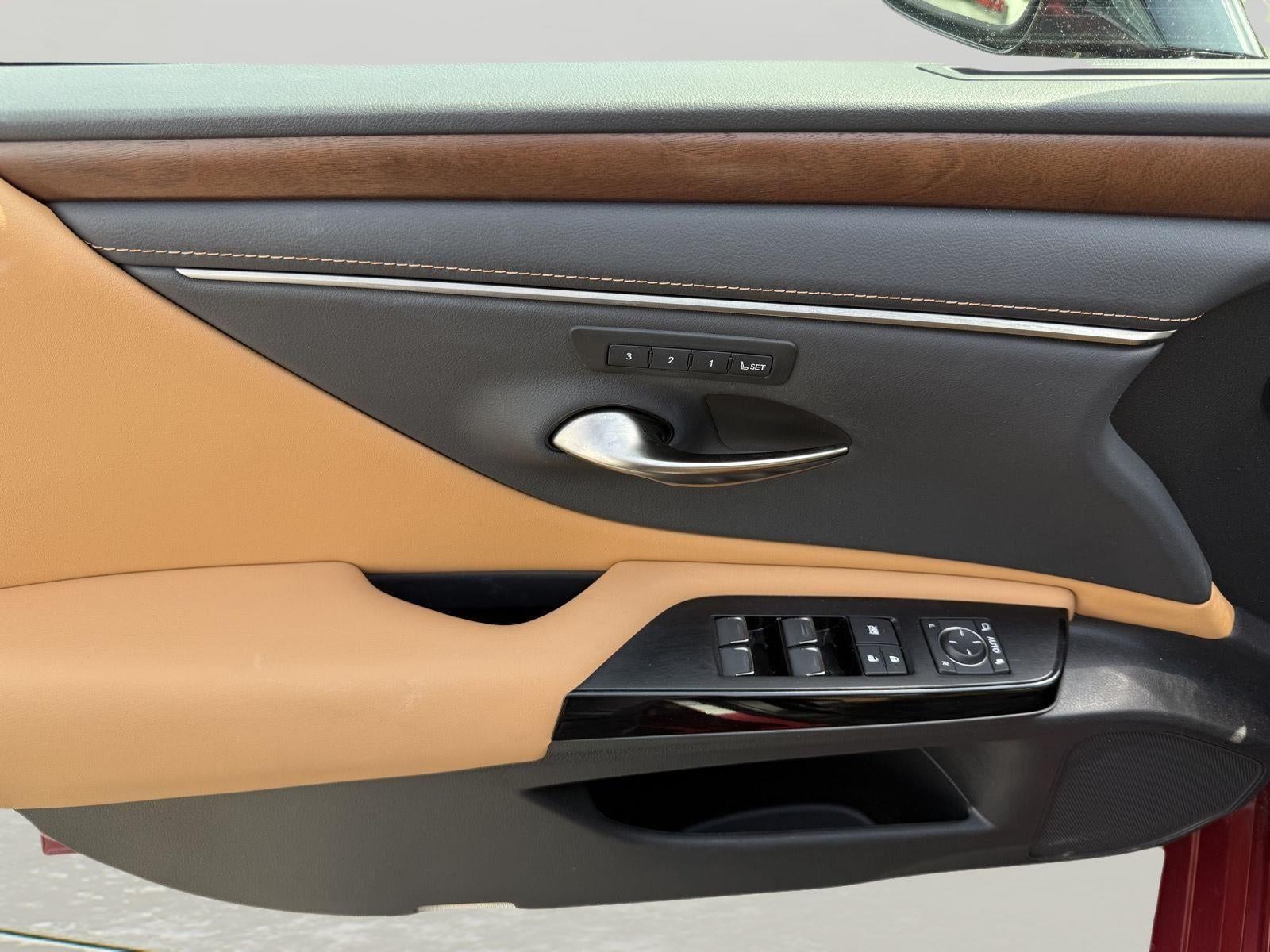 2023 Lexus ES ES 250