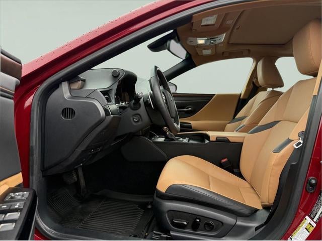 2023 Lexus ES 250 Base
