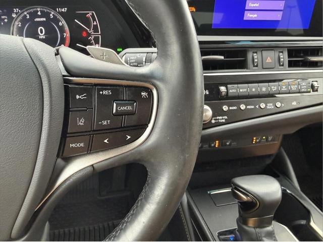 2023 Lexus ES 250 Base