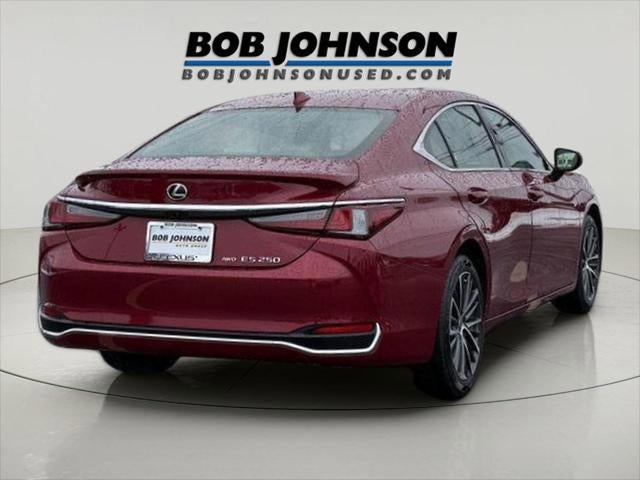 2023 Lexus ES 250 Base