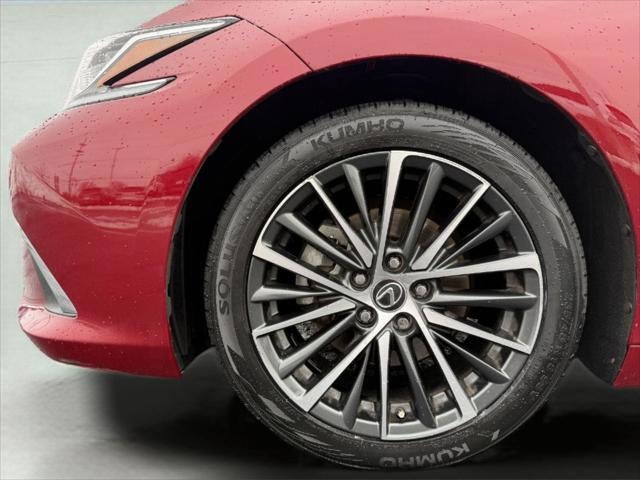 2023 Lexus ES 250 Base