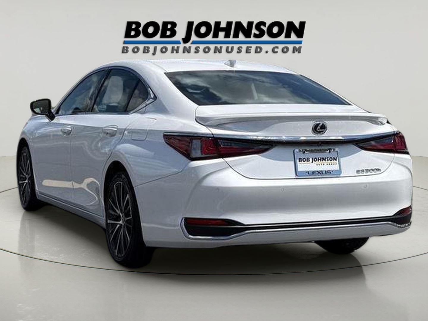 2024 Lexus ES 300h 