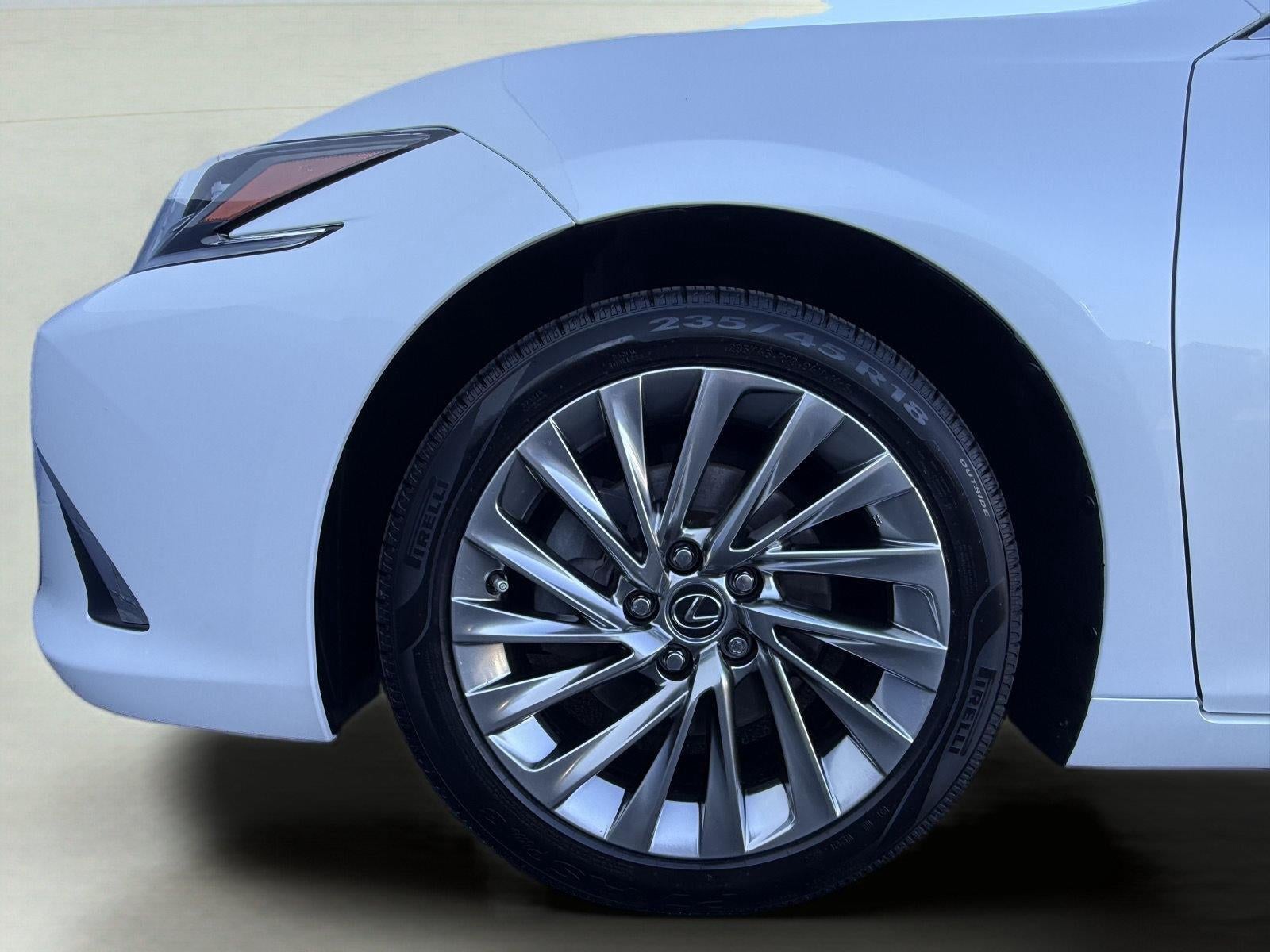 2023 Lexus ES 300h ULTRA LUXURY