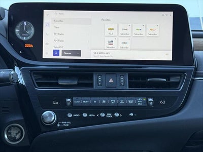 2023 Lexus ES 300h ULTRA LUXURY