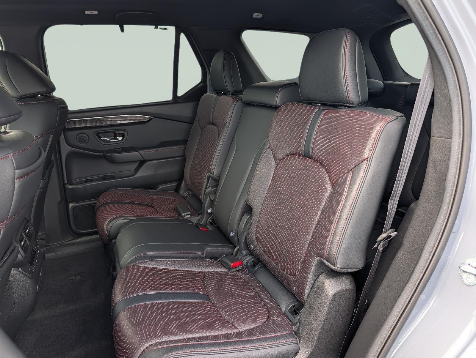 2025 Honda Pilot SUBN