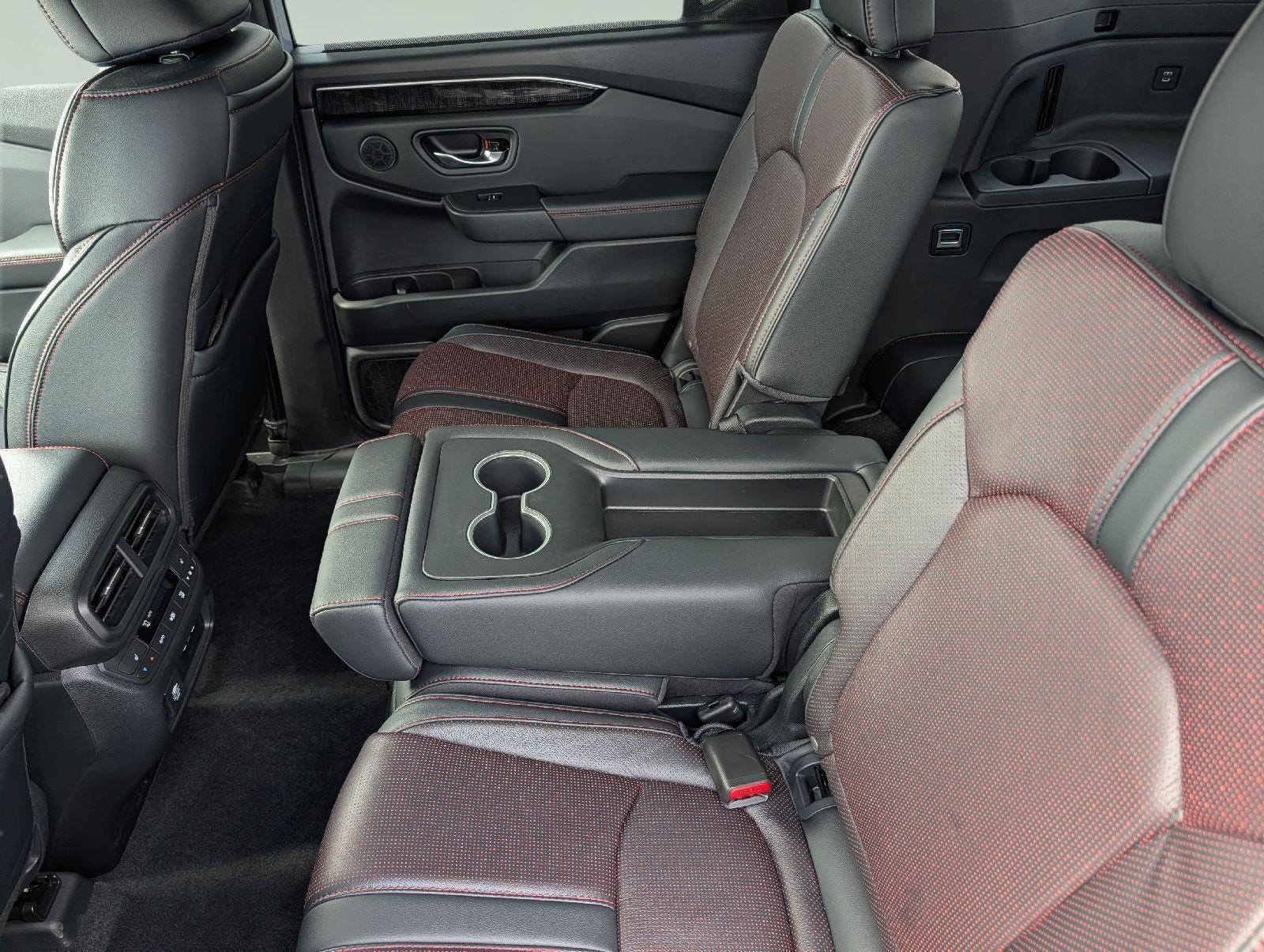 2025 Honda Pilot SUBN