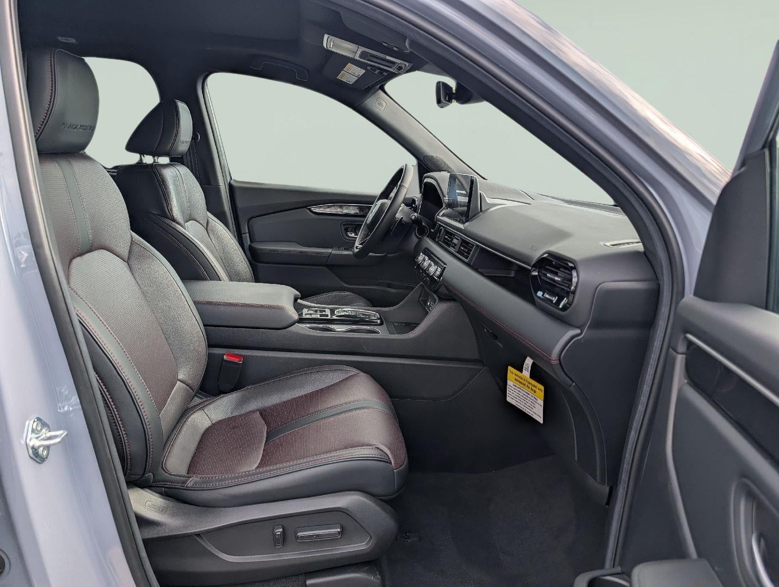 2025 Honda Pilot SUBN