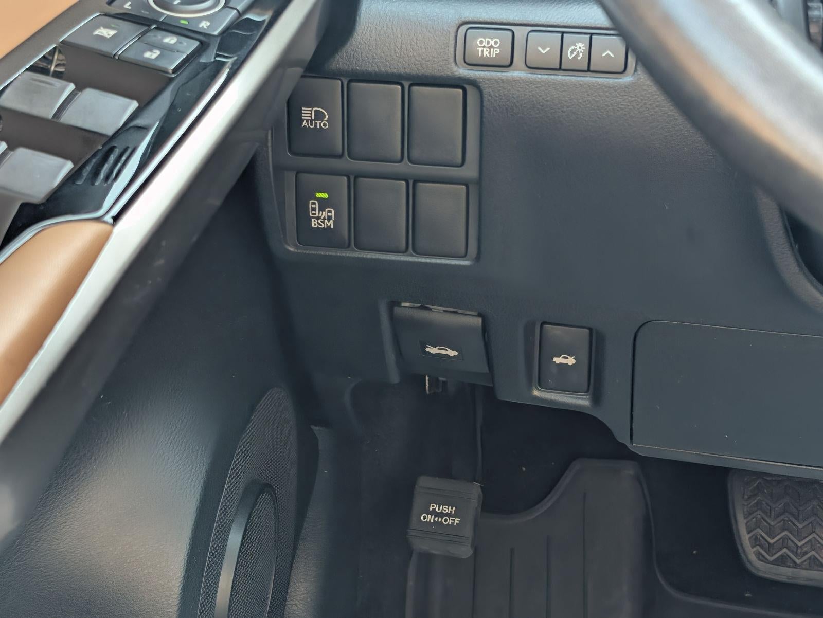 2018 Lexus IS IS 300