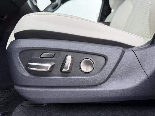 2025 Lexus LX 600 LUXURY