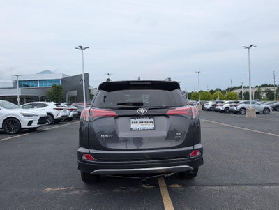 2018 Toyota RAV4 SE