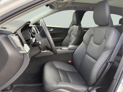 2025 Volvo XC60 SUV