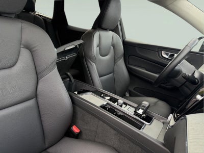 2025 Volvo XC60 SUV