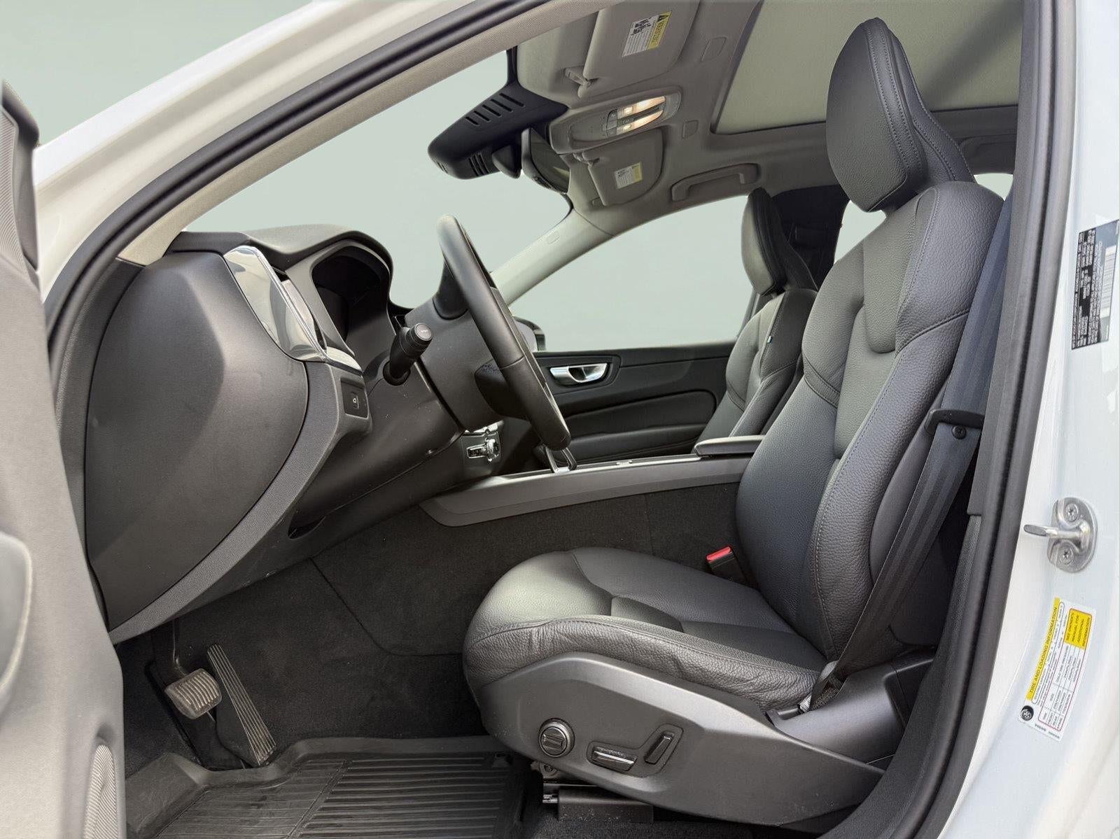 2025 Volvo XC60 SUV