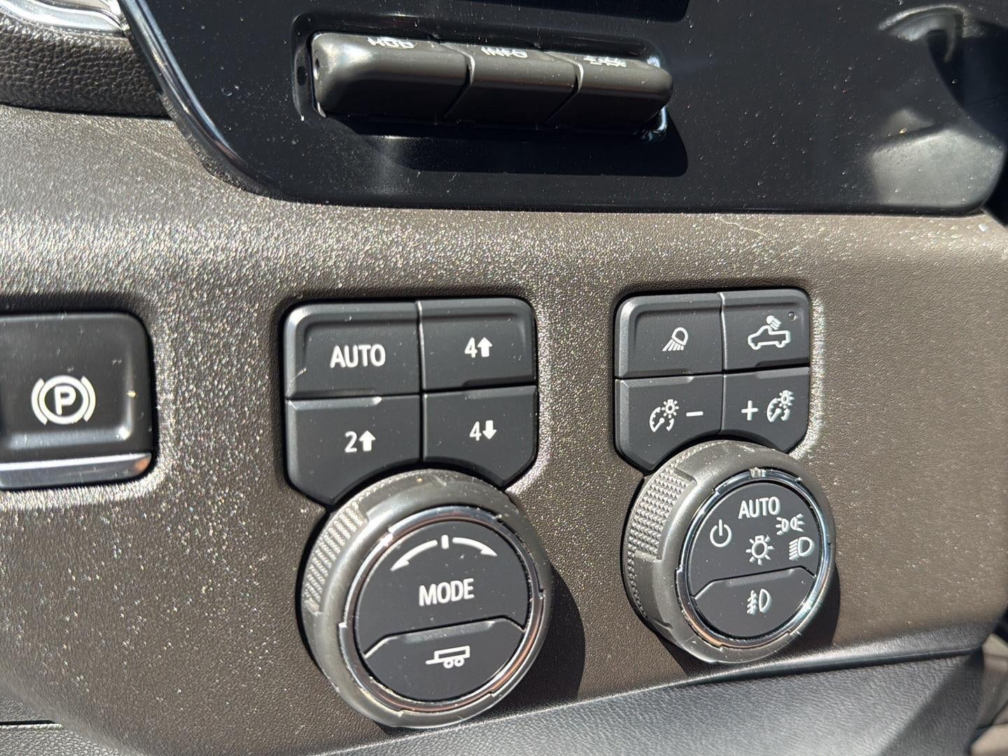 2025 Chevrolet Silverado 3500 HD High Country