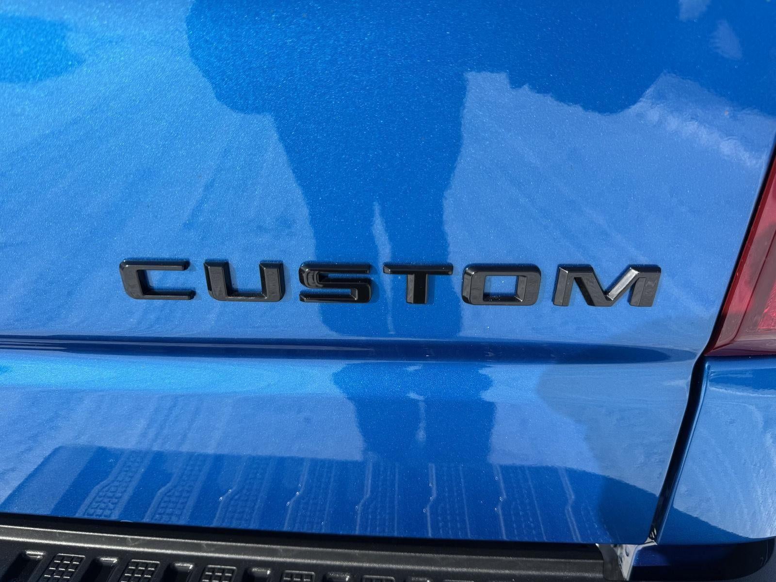 2023 Chevrolet Silverado 1500 Custom