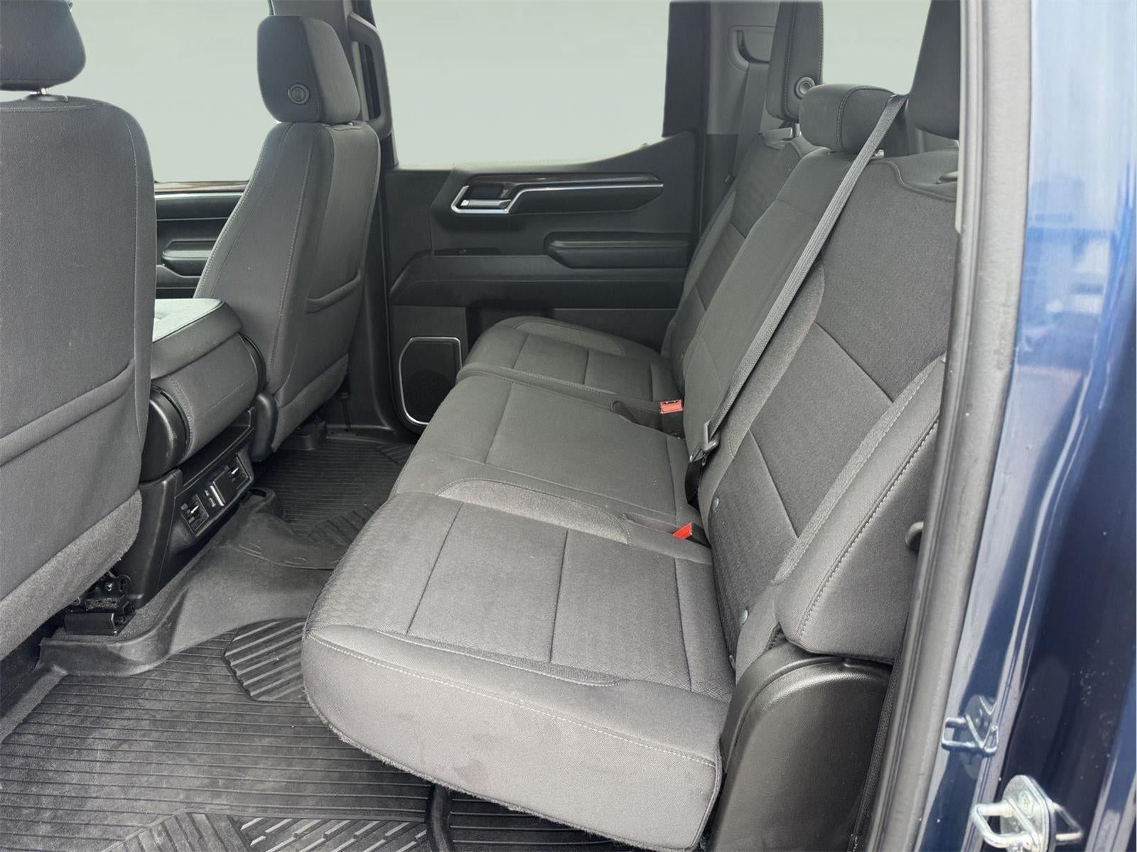 2022 Chevrolet Silverado 1500 LT (2FL)
