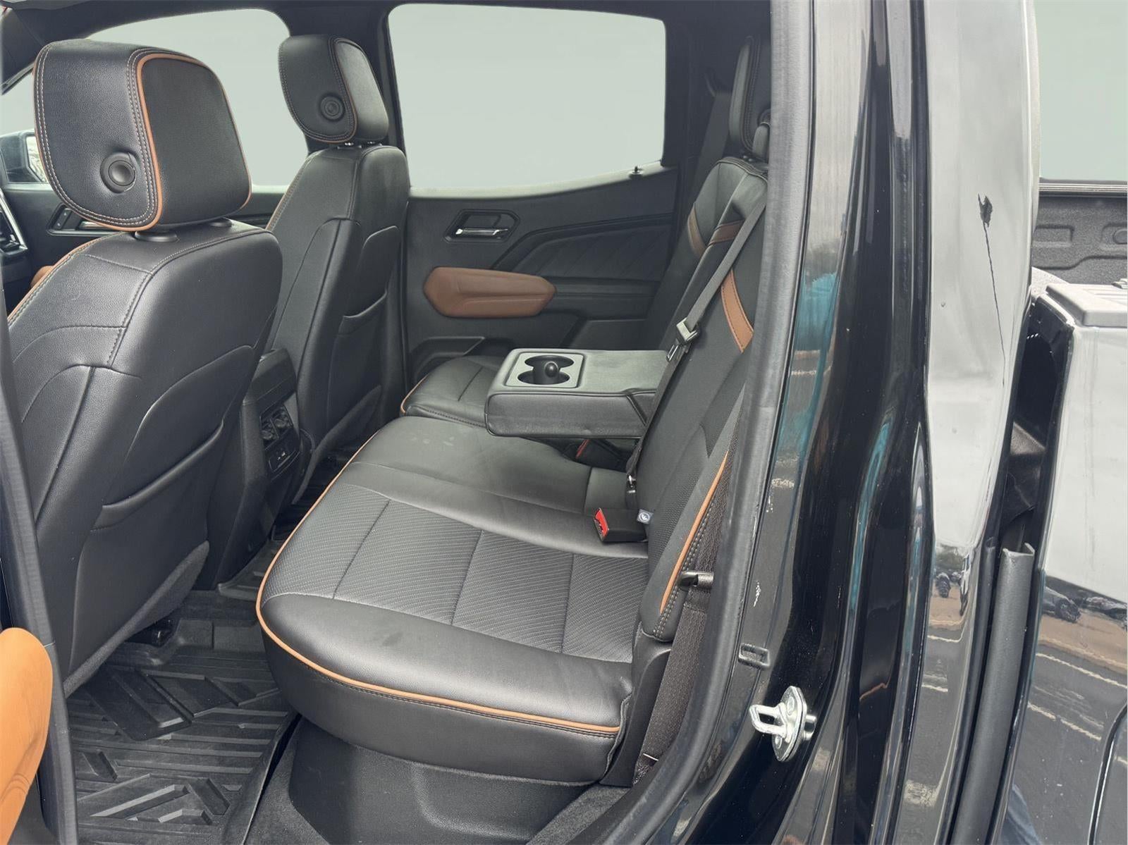 2024 GMC Canyon AT4