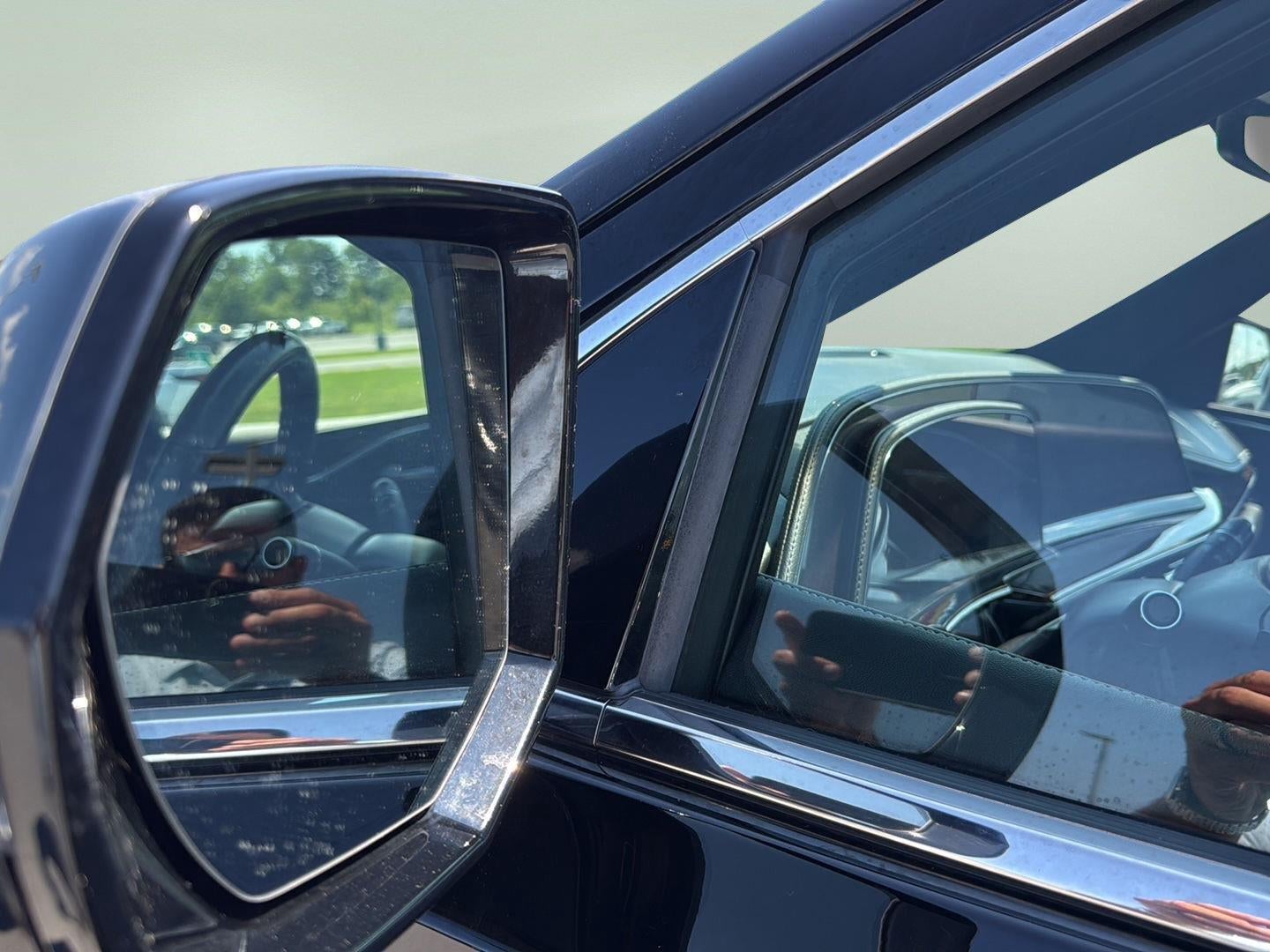 2023 Cadillac Escalade ESV Premium Luxury